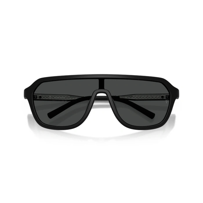 0OV5591SU Oliver Peoples Black sunglasses on a white background 4