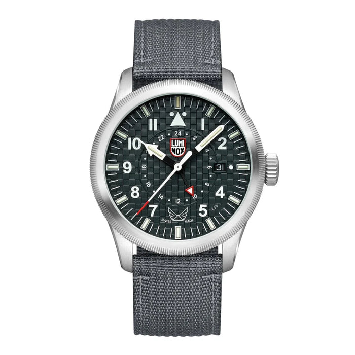 Luminox VOLITION AMERICA 'Flight Force' Pilot 42 mm black Carbon Fiber Printed Dial Men's Watch XA.9522.VOL