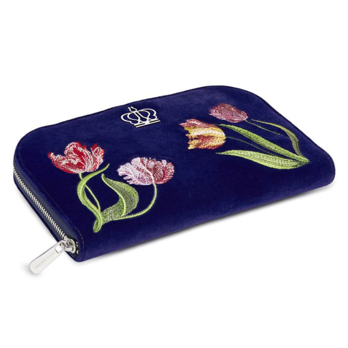 Wolf Royal Asscher Blue Jewelry Portfolio 394005