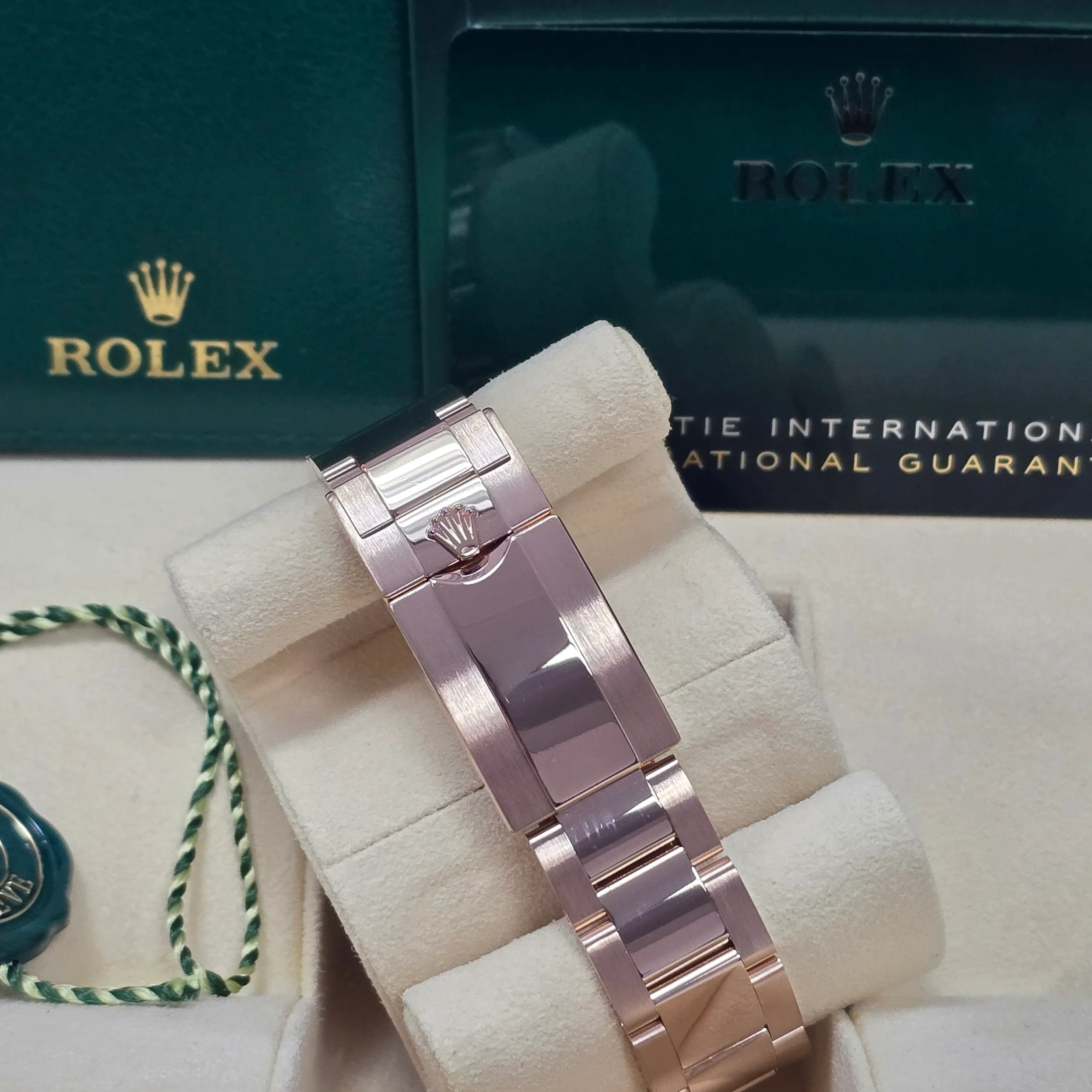 Rolex Cosmograph Daytona 40mm Everose Gold Black Diamond Dial New 2025 - 126505