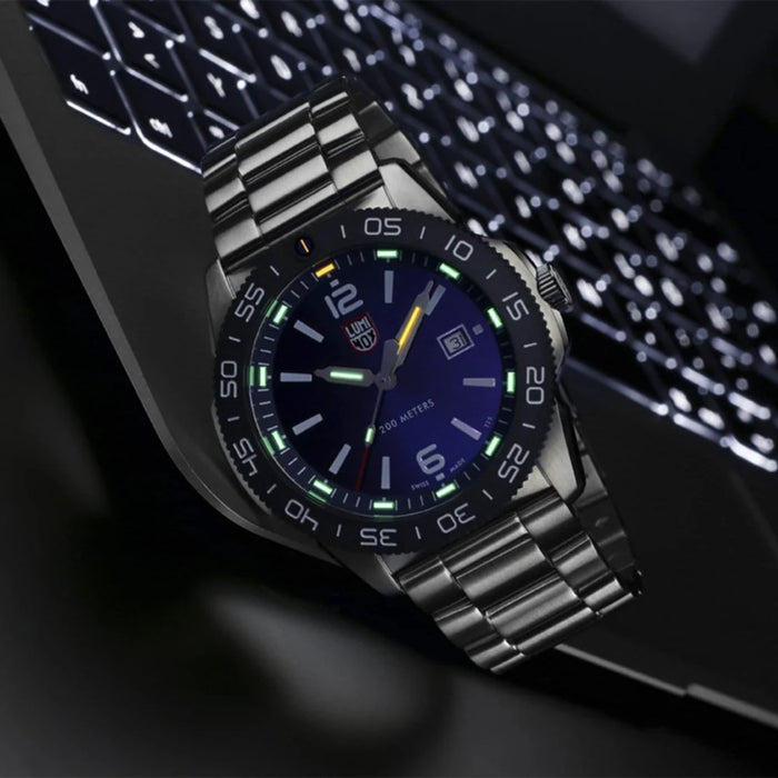 Luminox Pacific Diver 44 mm Sunburst Blue Dial With CARBONOX™ Bezel Dive Men's Watch XS.3123