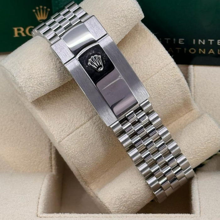 Rolex Datejust 41mm Fluted Bezel Blue Index Dial Jubilee New 2025 - 126334