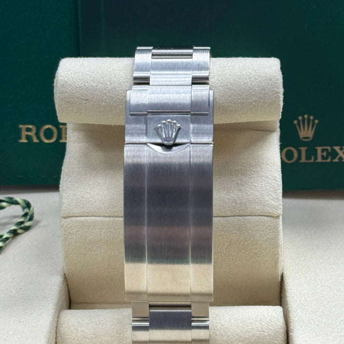 Rolex Submariner 41mm Date Stainless Steel Black Dial Black Bezel Men's Watch 2025-126610LN