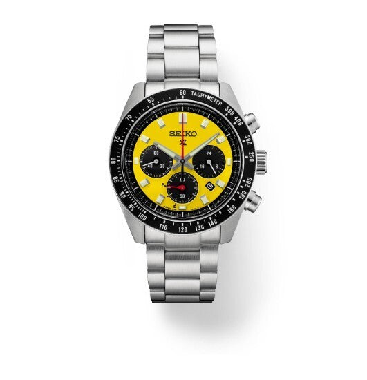 8933001