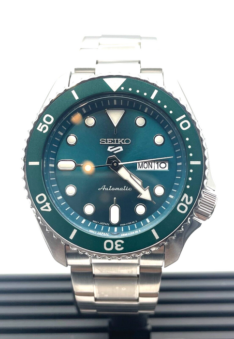Seiko 5 Sports Stainless Steel Case And Bracelet Green Sunray Dial  Watch SRPD61