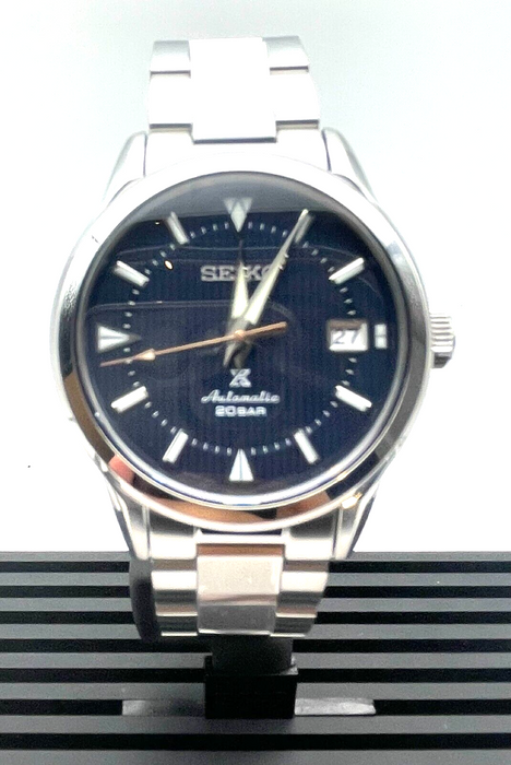 8932244