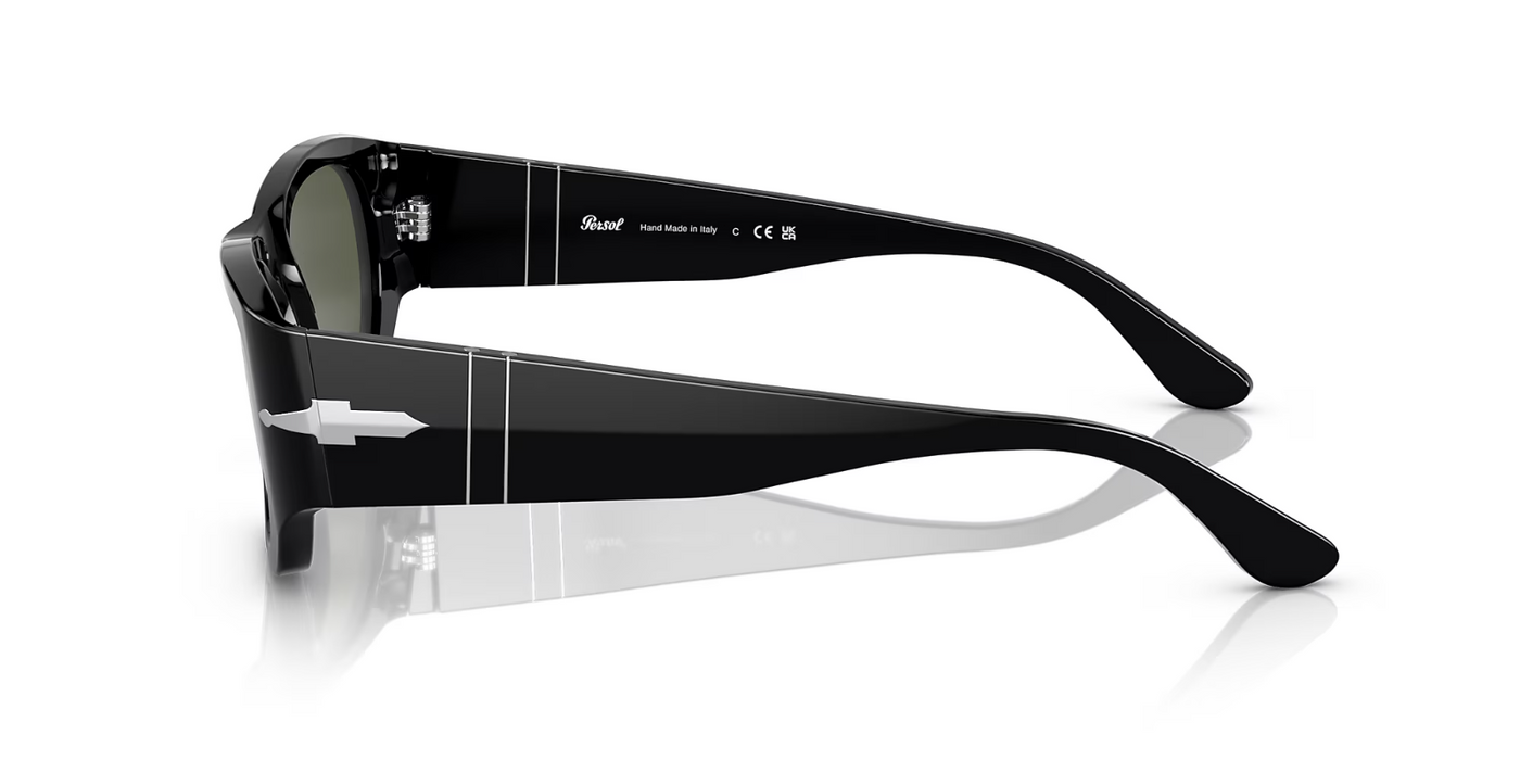 8932994