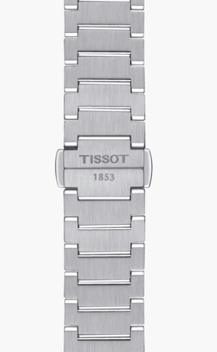 8932285