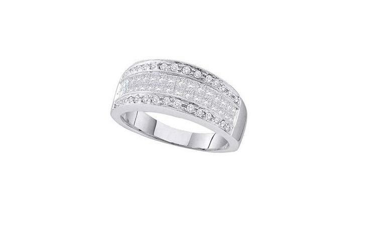 14kt White Gold Princess Diamond Womens Anniversary Band Ring 7/8 Cttw