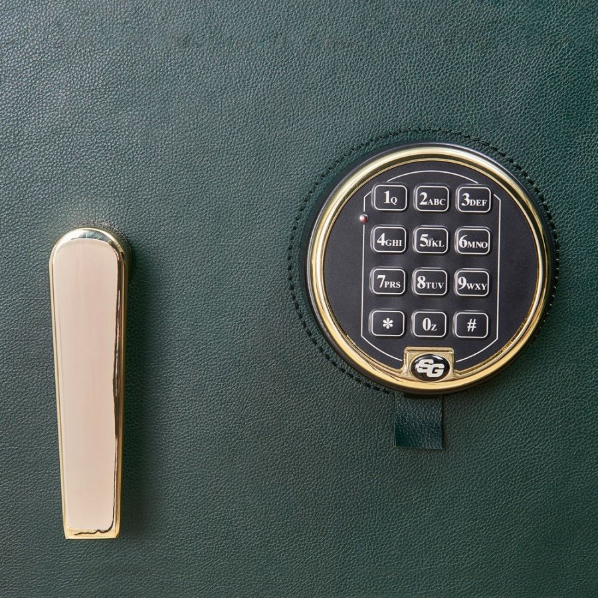 Wolf Athos Green Vegan Leather 16 Piece Watch Winder and Jewelry Safe 49001643