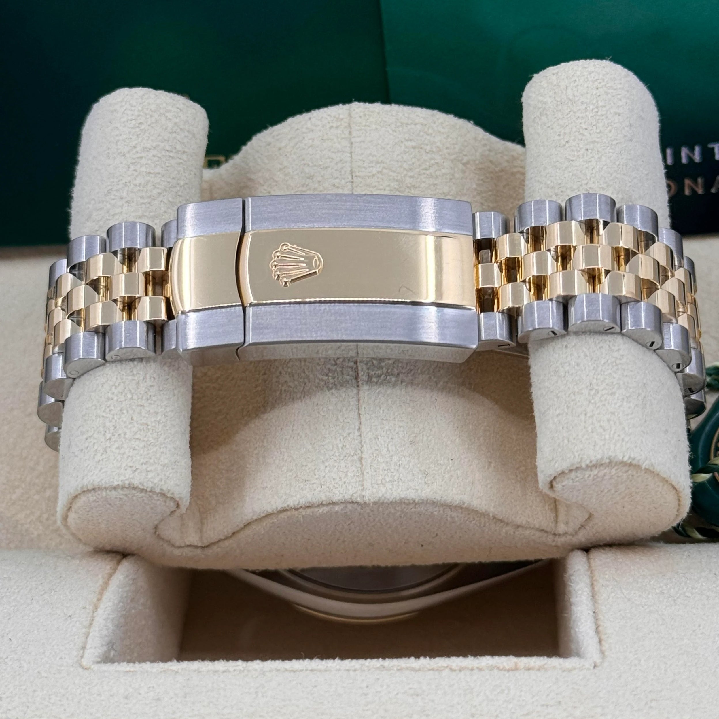 Rolex Datejust 41mm Two-Tone Yellow Gold Fluted Bezel Black Diamond Dial Jubilee New 2025 - 126333