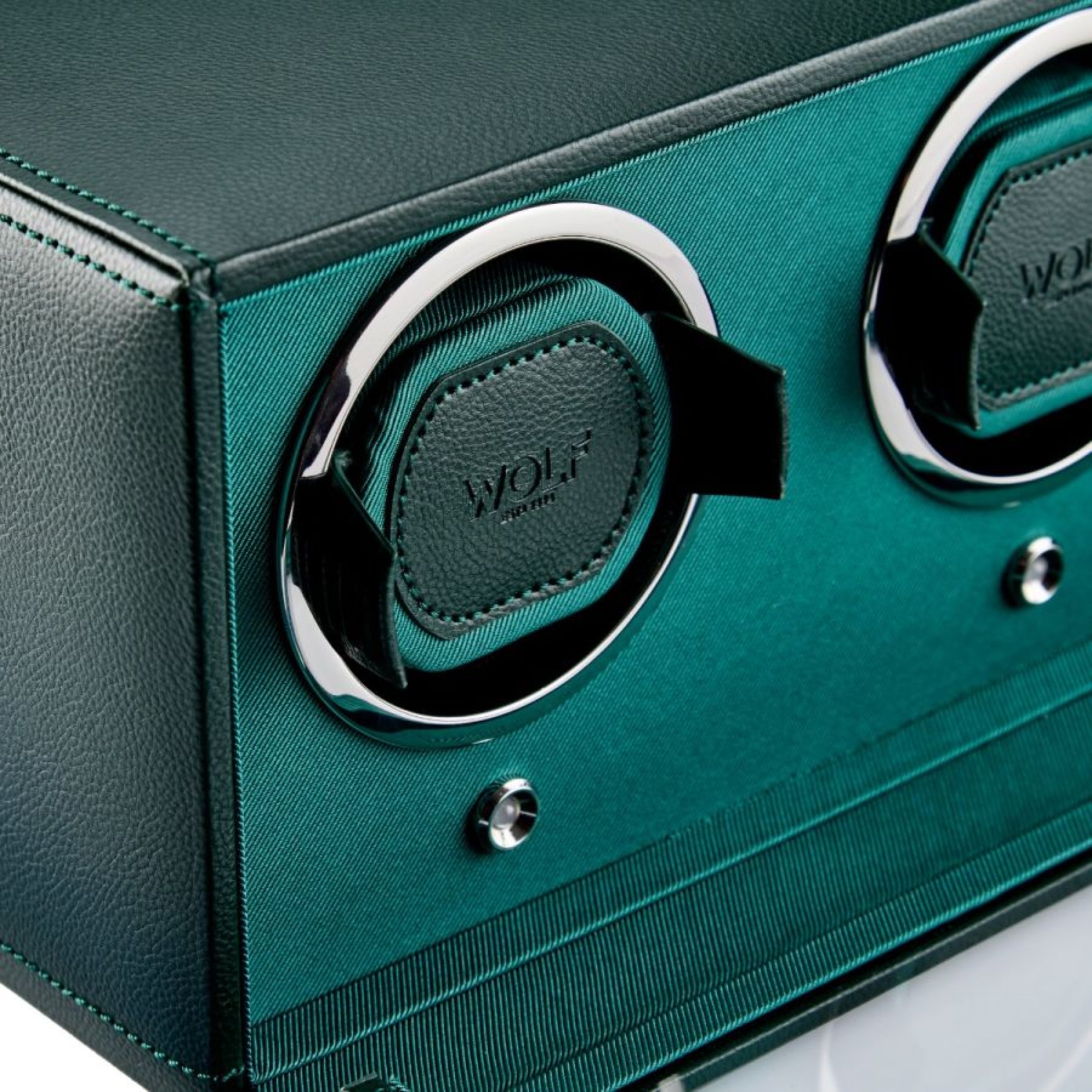 Wolf Cub Green Double Watch Winder with Cover 461241