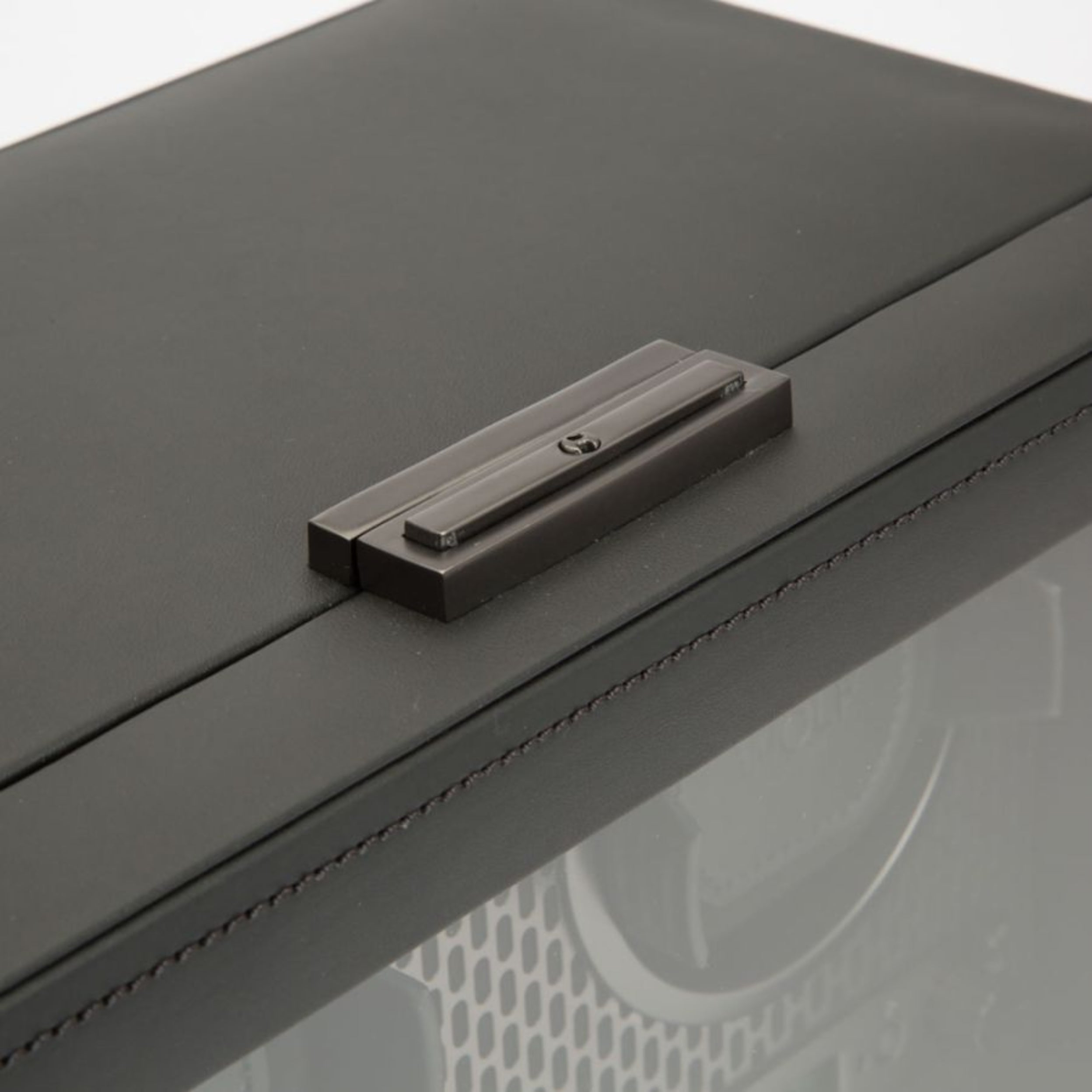 Wolf Axis Powder Coat Vegan Leather 4 Piece Watch Winder 469503