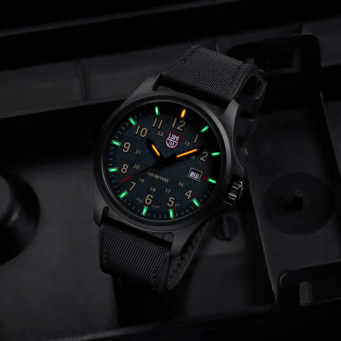 Luminox Atacama Field 1960 43mm Dark Green Dial Dial Men's Watch XL.1977