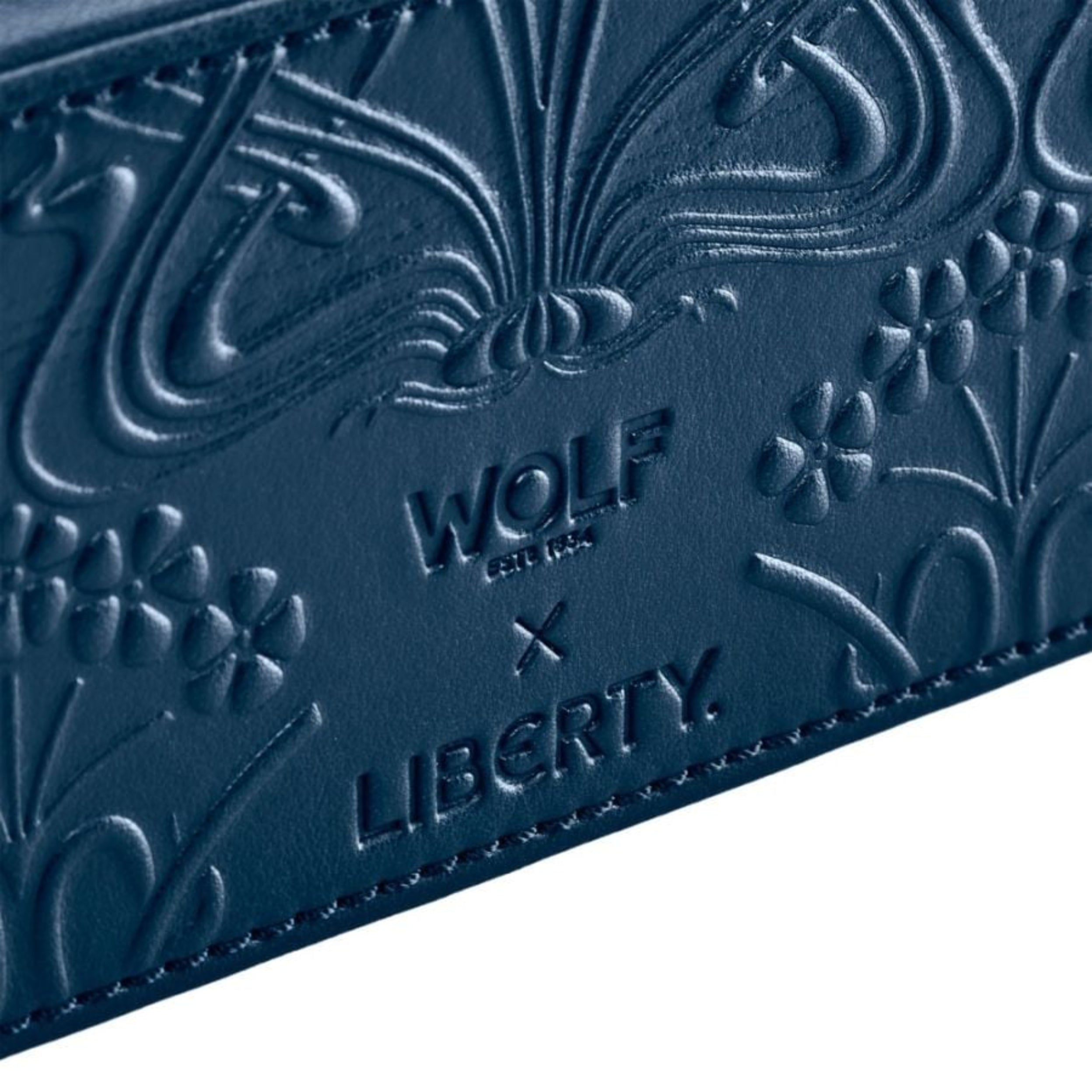 WOLF X LIBERTY All Over Ianthe Navy Medium Jewelry Zip Case 381217