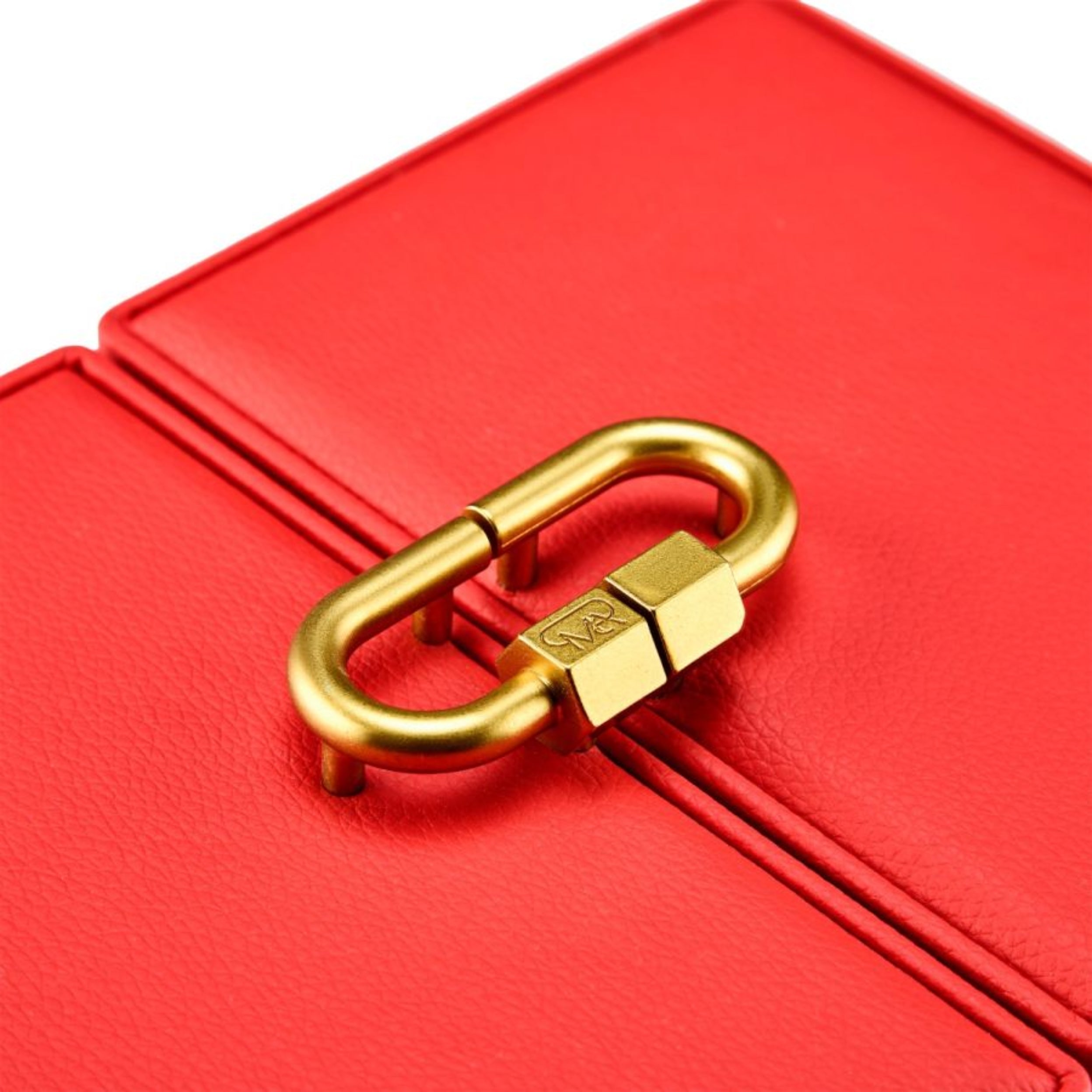 Wolf Marla Aaron Baby Red Everything Box 730100