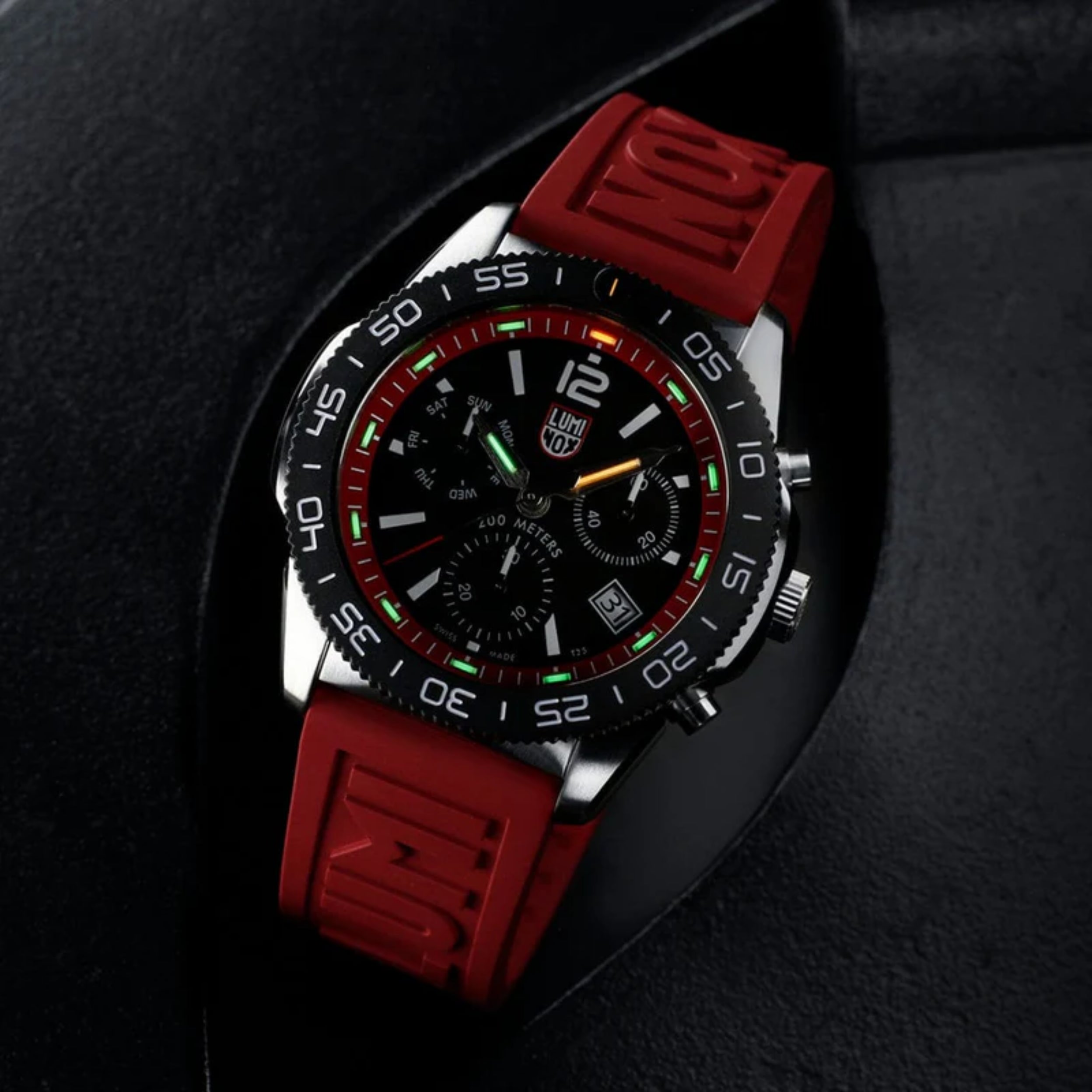 Luminox Pacific Diver Chronograph 44mm Black Dial With Red Ring Dive Men's Watch XS.3155