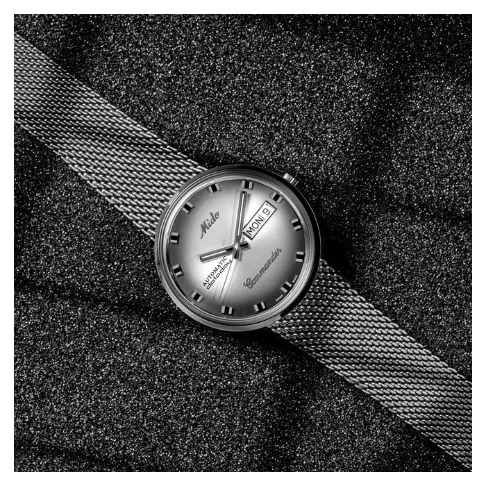 mido-commander-shade-silver-men-watch-m8429.4.27.11-8