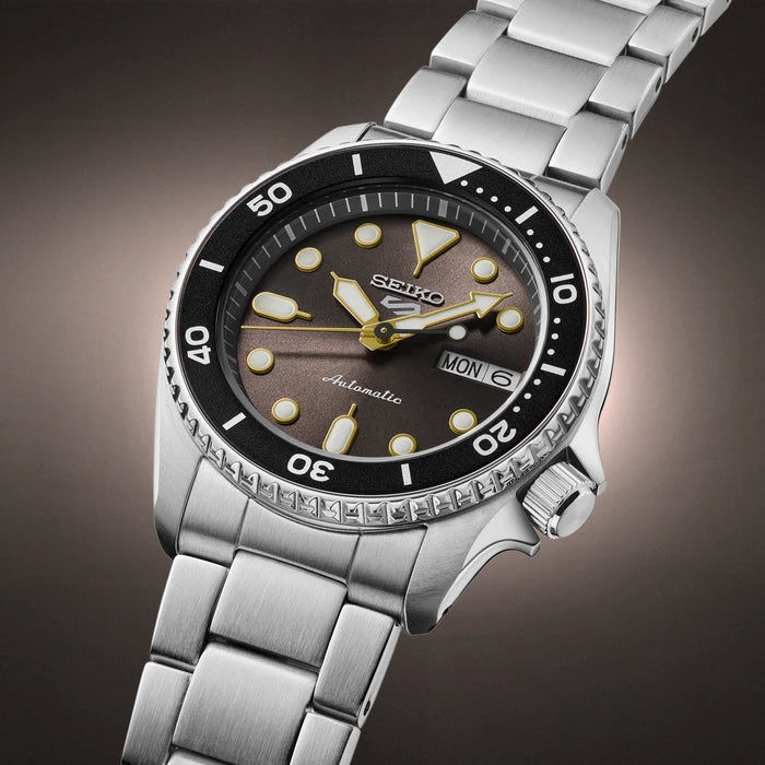 Seiko 5 Sports Gray Stainless Steel Bracelet Men's Watch Srpl79_4