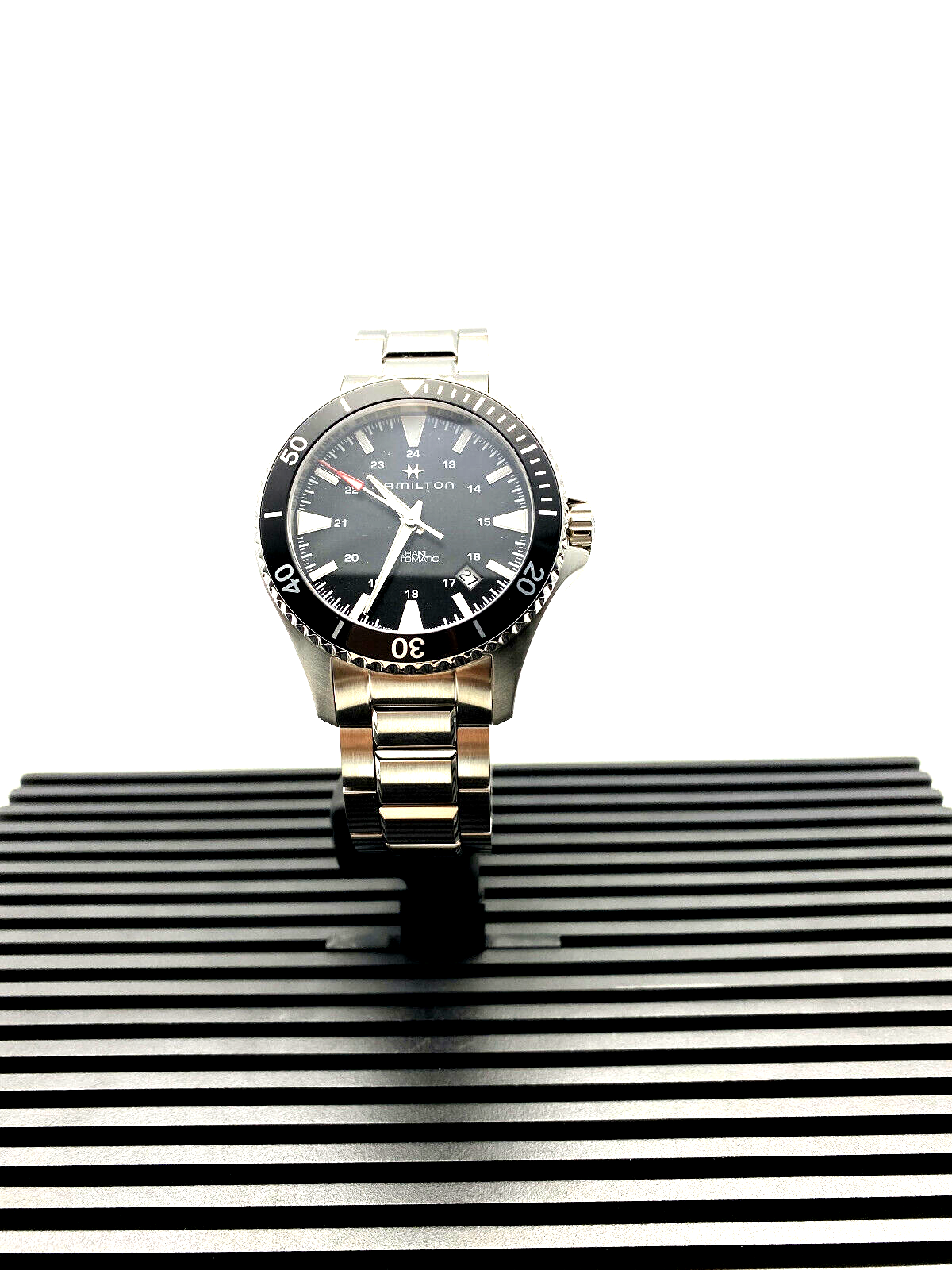 Hamilton Khaki Navy Scuba Automatic Black Dial Men s Watch H82335131