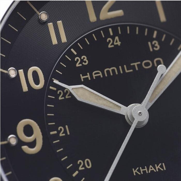 Hamilton Khaki Field Quartz 40mm StainlessSteel Black Dial Men's Watch H68551833