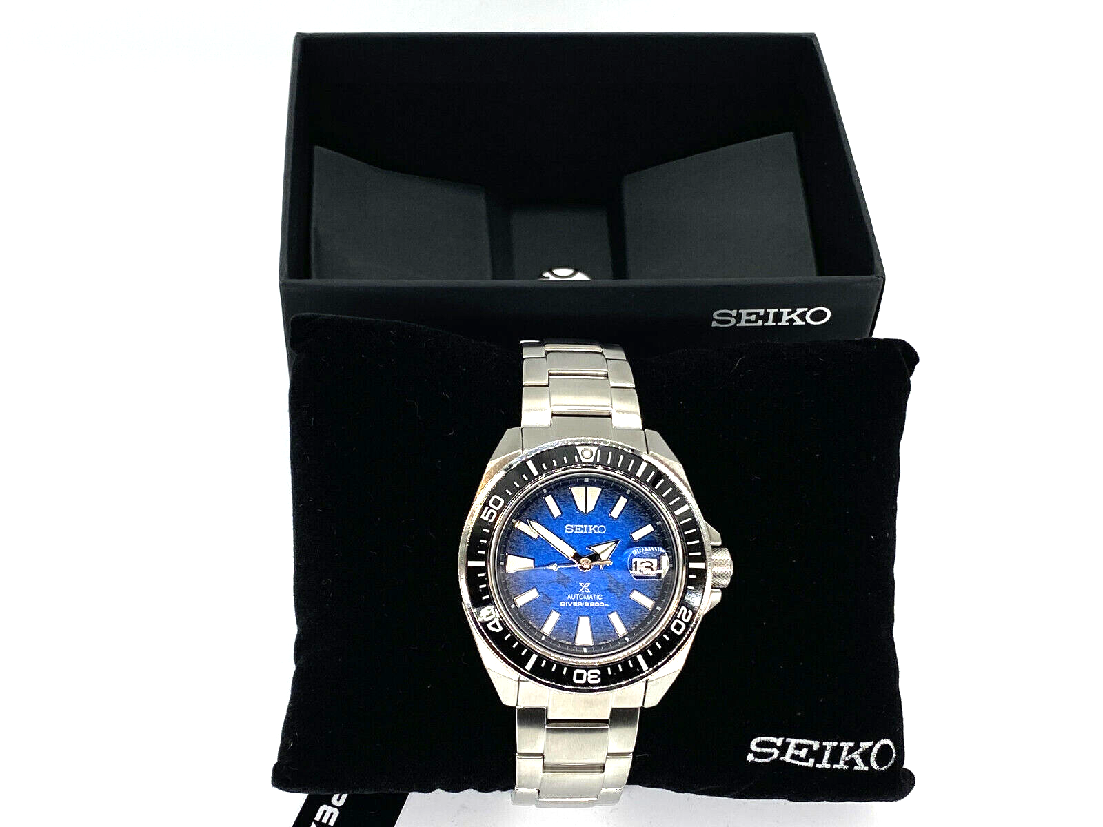 Seiko Automatic Prospex Analog Samurai Manta Ray Dial Divers Watch SRPE33