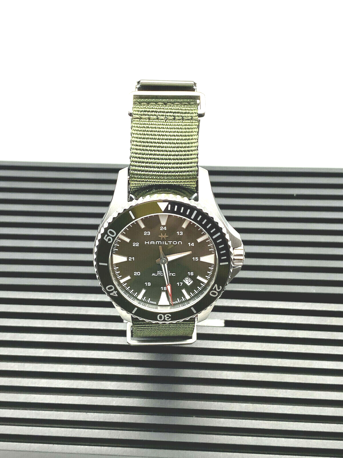 Hamilton Khaki Navy Scuba Automatic 40mm Green Strap Men's Watch H82375961